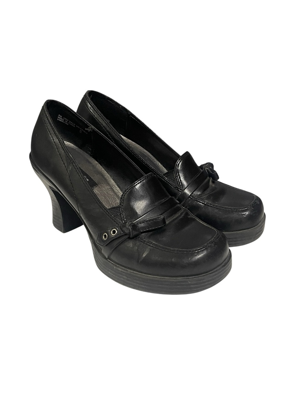 Xhilaration Y2K VTG Black Faux Leather Heeled Loafers